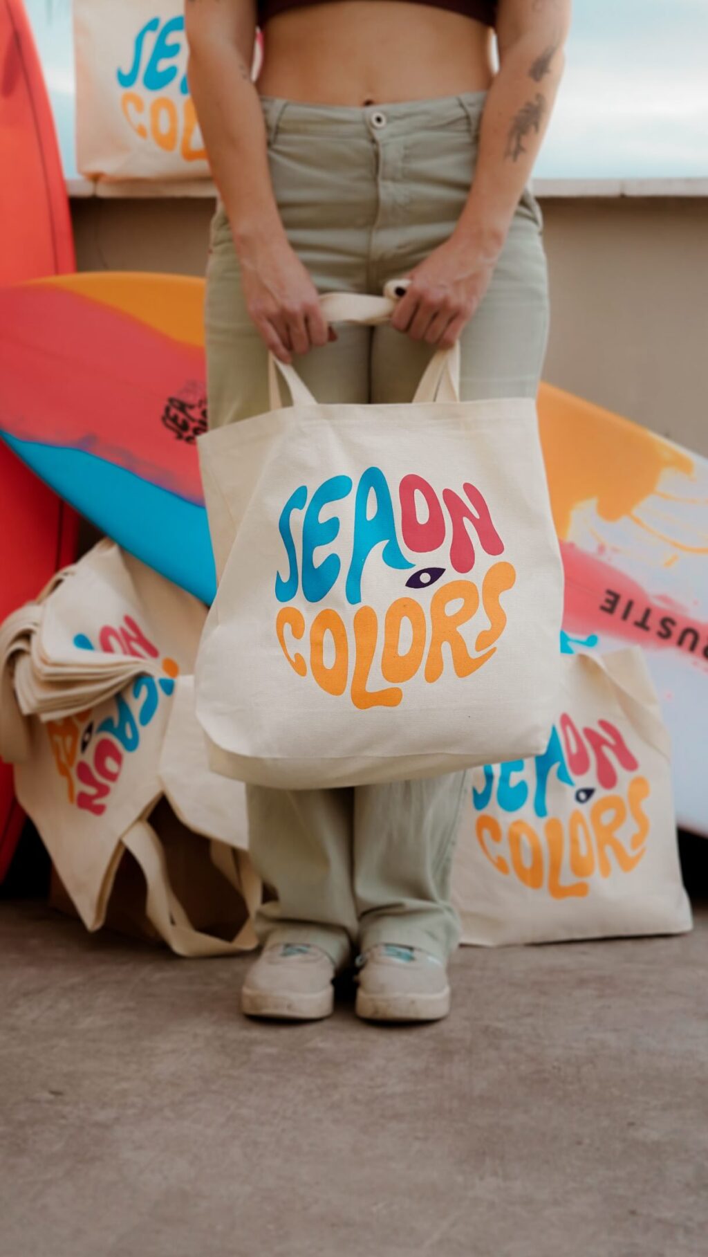Instagram post from seaoncolors. This post is in position 2.