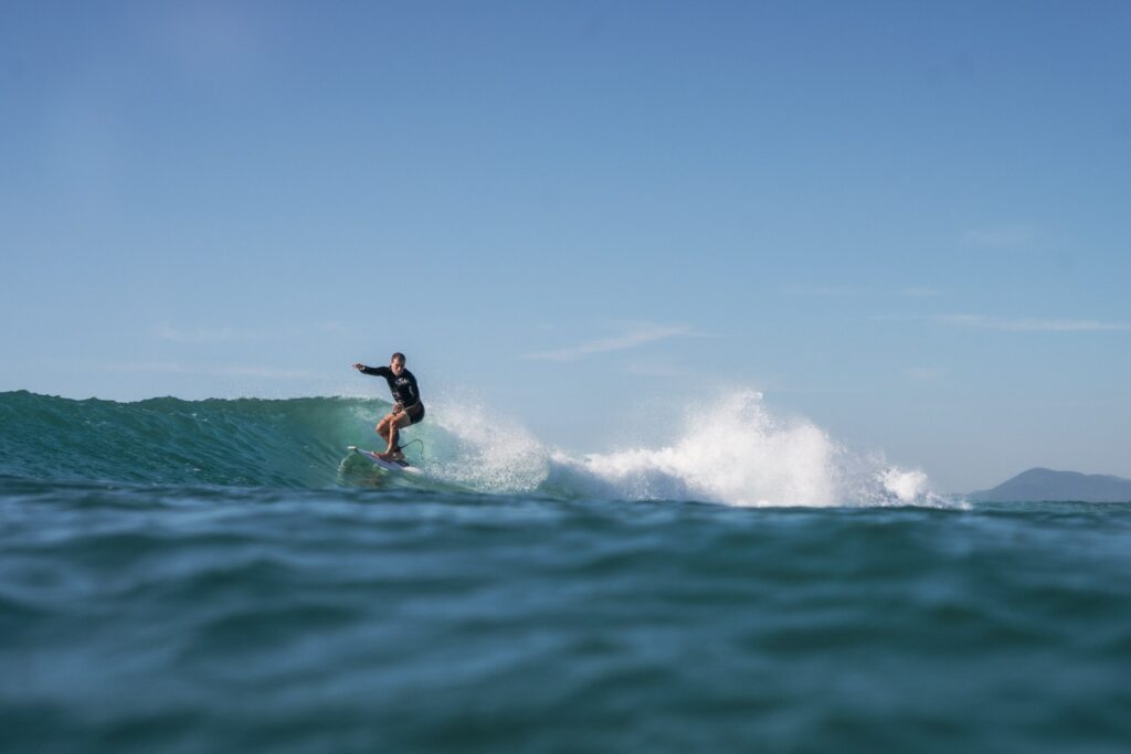 Instagram post from seaoncolors. This post is in position 6.